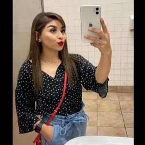 Meet your Posher, Linda